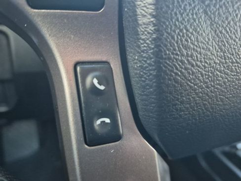 Used 2019 Toyota Tacoma SR5 w/ SR5 Appearance Package (SM) image 21