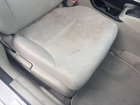 Used 2012 Honda Civic LX image 25