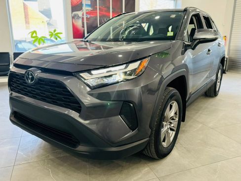 Used 2024 Toyota RAV4 XLE image 3