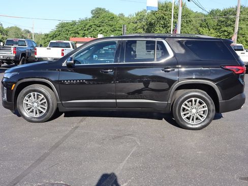 Used 2023 Chevrolet Traverse LT AWD/4WD image 32
