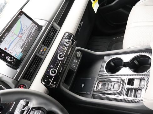Certified 2025 Honda Pilot Elite image 19