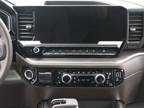 New 2026 GMC Sierra 1500 SLT w/ SLT Premium Plus Package image 26