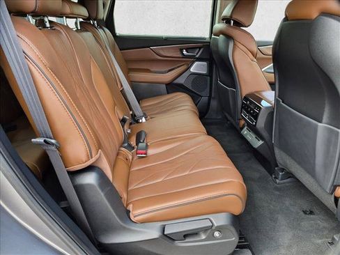 Used 2025 Acura MDX SH-AWD w/ Advance Package image 23