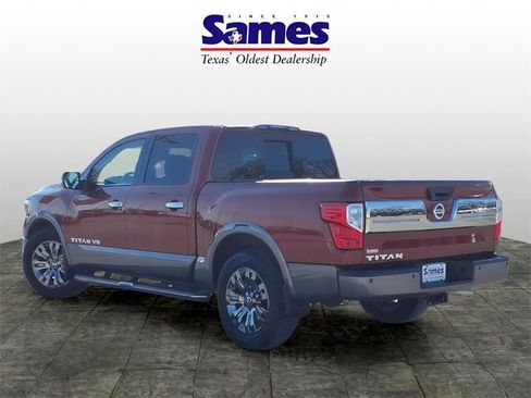 Used 2019 Nissan Titan Platinum Reserve image 7
