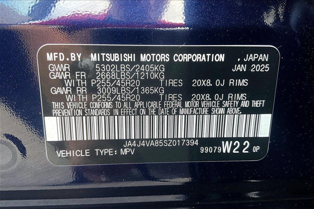 Used 2025 Mitsubishi Outlander SE AWD/4WD image 32