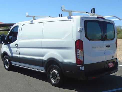 Used 2018 Ford Transit 150 130 Low Roof RWD image 3