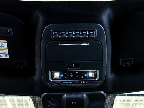 Used 2024 Ford F250 Platinum AWD/4WD image 18