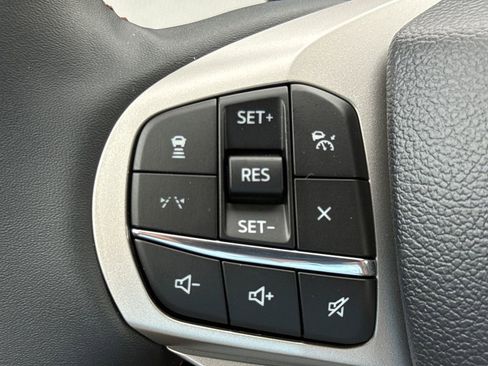 New 2026 Ford Explorer Active w/ Active Comfort Package image 26