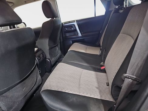 Used 2016 Toyota 4Runner SR5 AWD/4WD image 16
