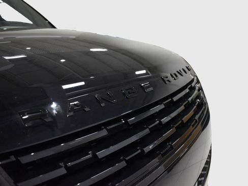 Used 2025 Land Rover Range Rover Sport SV Edition Two AWD/4WD image 17