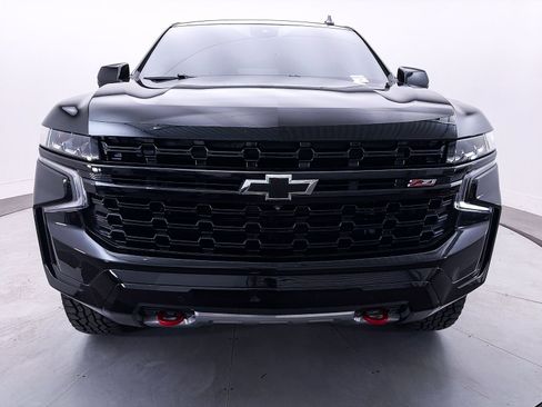 Used 2023 Chevrolet Tahoe Z71 w/ Luxury Package AWD/4WD image 13