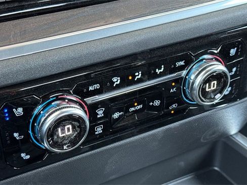 New 2025 GMC Sierra 1500 SLT w/ SLT Premium Package image 24