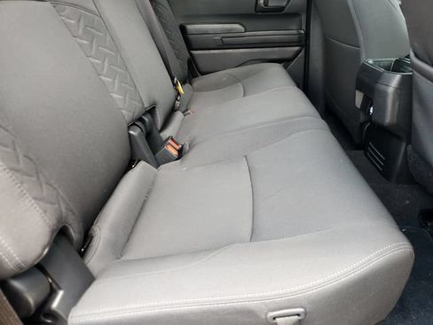 Certified 2025 Toyota Tacoma SR5 AWD/4WD image 32