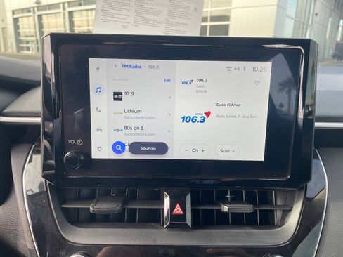 Certified 2024 Toyota Corolla LE image 28