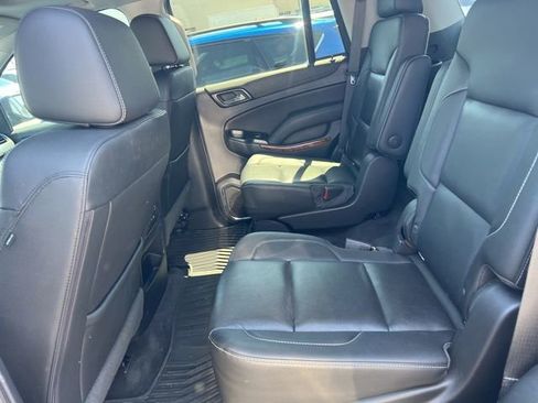 Used 2019 Chevrolet Tahoe Premier AWD/4WD image 18