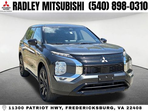New 2026 Mitsubishi Outlander LE FWD image 22