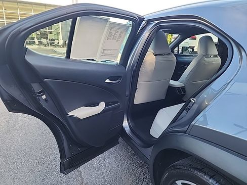 Certified 2020 Lexus UX 200 w/ Premium Package FWD image 16