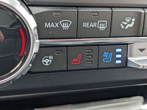 New 2024 Ford F250 Lariat w/ Lariat Ultimate Package image 25