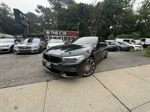 Used 2018 BMW 530e xDrive AWD/4WD image 1