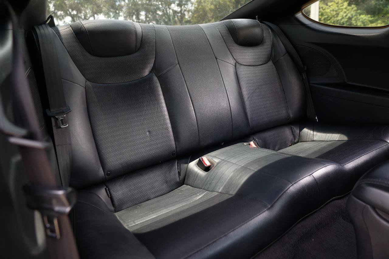 Used 2013 Hyundai Genesis 3.8 RWD image 14