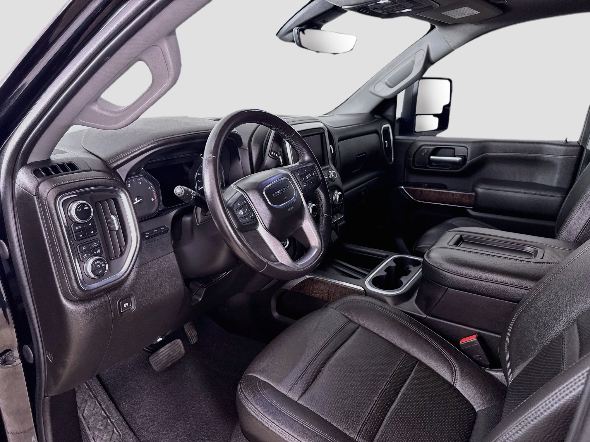 Used 2022 GMC Sierra 2500 Denali w/ Denali Black Diamond Edition AWD/4WD image 11