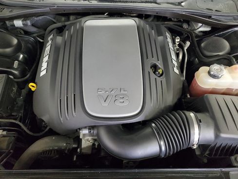 Used 2020 Dodge Challenger R/T image 4