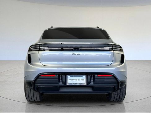New 2026 Porsche Macan Turbo Electric AWD/4WD image 7