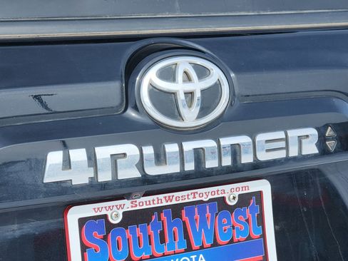 Used 2020 Toyota 4Runner SR5 Premium image 12