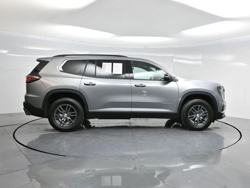 Used 2025 GMC Acadia Elevation image 47