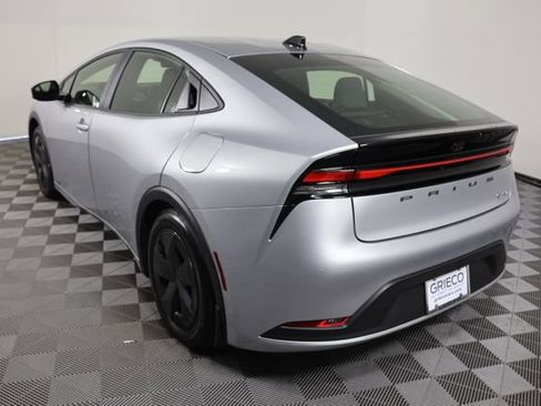 Used 2026 Toyota Prius LE image 6