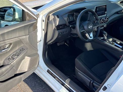 Certified 2025 Nissan Sentra SV FWD image 10