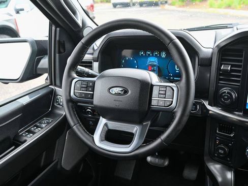 Used 2025 Ford F150 Lariat AWD/4WD image 31