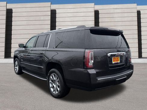 Used 2017 GMC Yukon XL Denali w/ Open Road Package AWD/4WD image 3