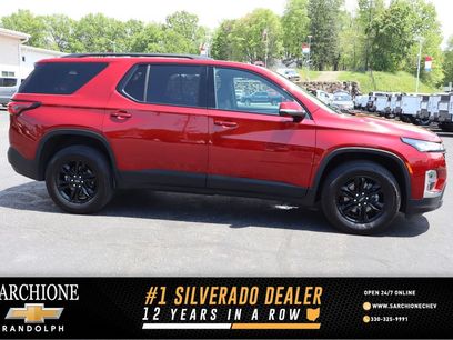 Used 2023 Chevrolet Traverse LT w/ Midnight/Sport Edition