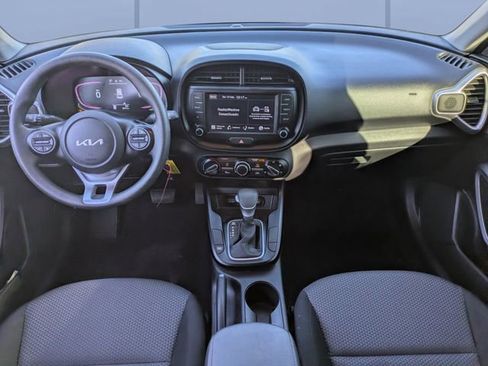 Used 2023 Kia Soul LX FWD image 14