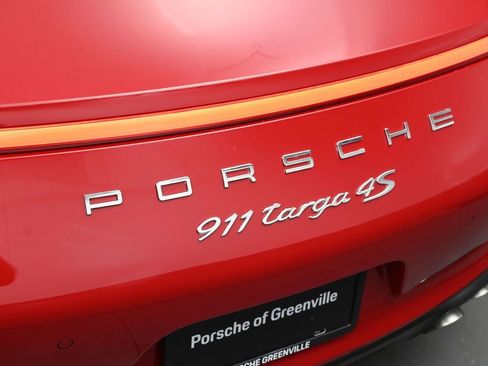 Used 2019 Porsche 911 Targa 4S image 9