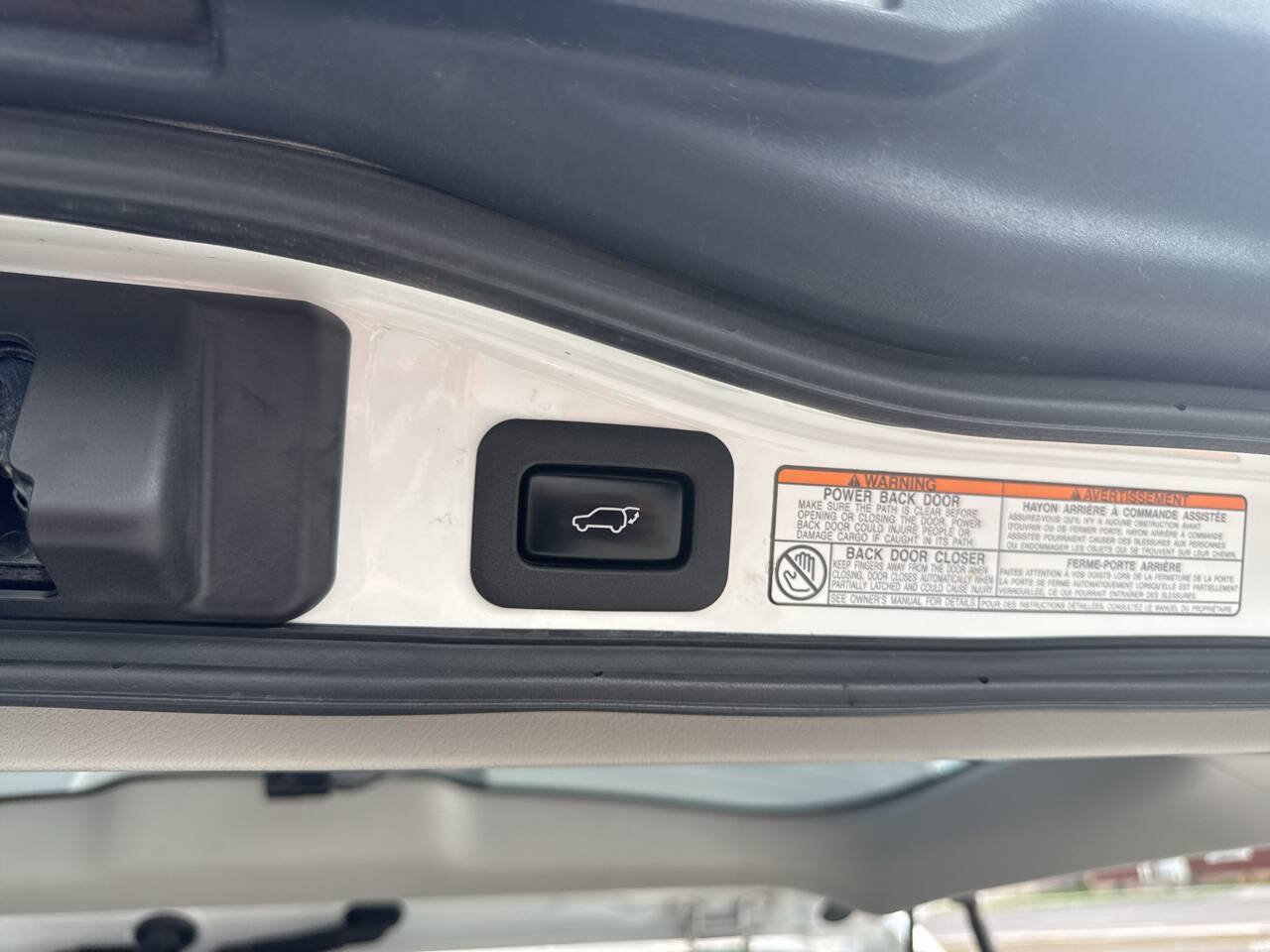 Used 2017 Lexus LX 570 4WD image 17