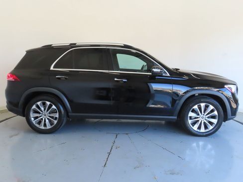 Used 2022 Mercedes-Benz GLE 350 image 2