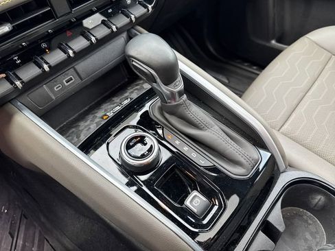 Certified 2025 Chevrolet Colorado ZR2 w/ Technology Package image 15