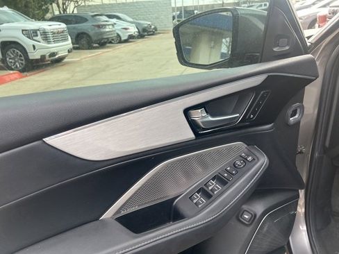 Used 2023 Acura MDX FWD w/ Technology Package image 10