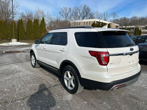 Certified 2017 Ford Explorer XLT w/ Equipment Group 202A image 10