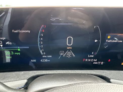 Certified 2025 Cadillac XT4 Sport AWD/4WD image 28