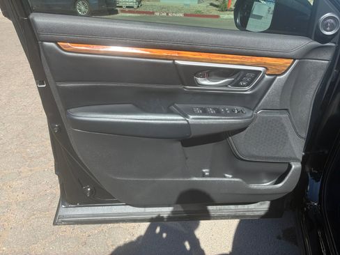 Used 2020 Honda CR-V Touring image 14