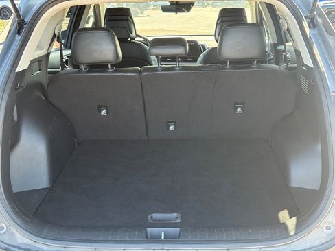 Used 2025 Kia Sportage EX FWD image 15