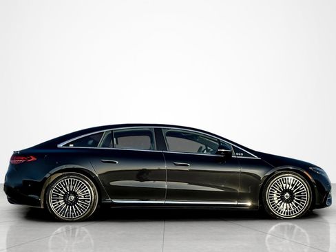 Used 2022 Mercedes-Benz EQS 450+ Sedan w/ AMG Line Exterior image 6