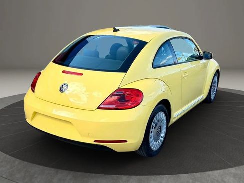 Used 2014 Volkswagen Beetle 2.5 FWD image 4
