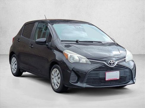Used 2017 Toyota Yaris L w/ Carpet Mat Package image 3