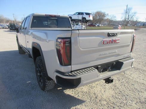 New 2026 GMC Sierra 3500 AT4 w/ AT4 Premium Plus Package image 8