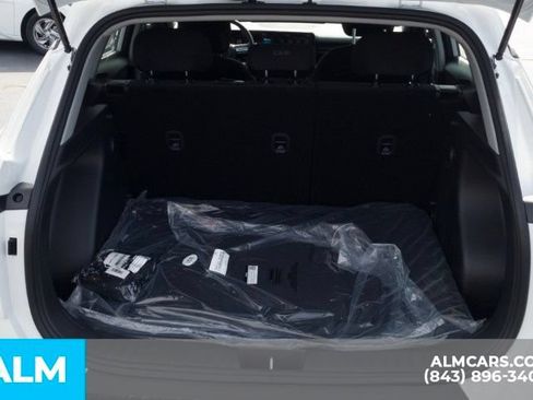 Used 2026 Hyundai Kona SE FWD image 8