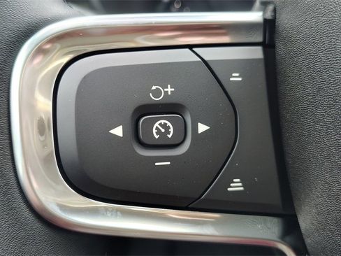 New 2026 Volvo XC40 B5 Core w/ Climate Package image 14